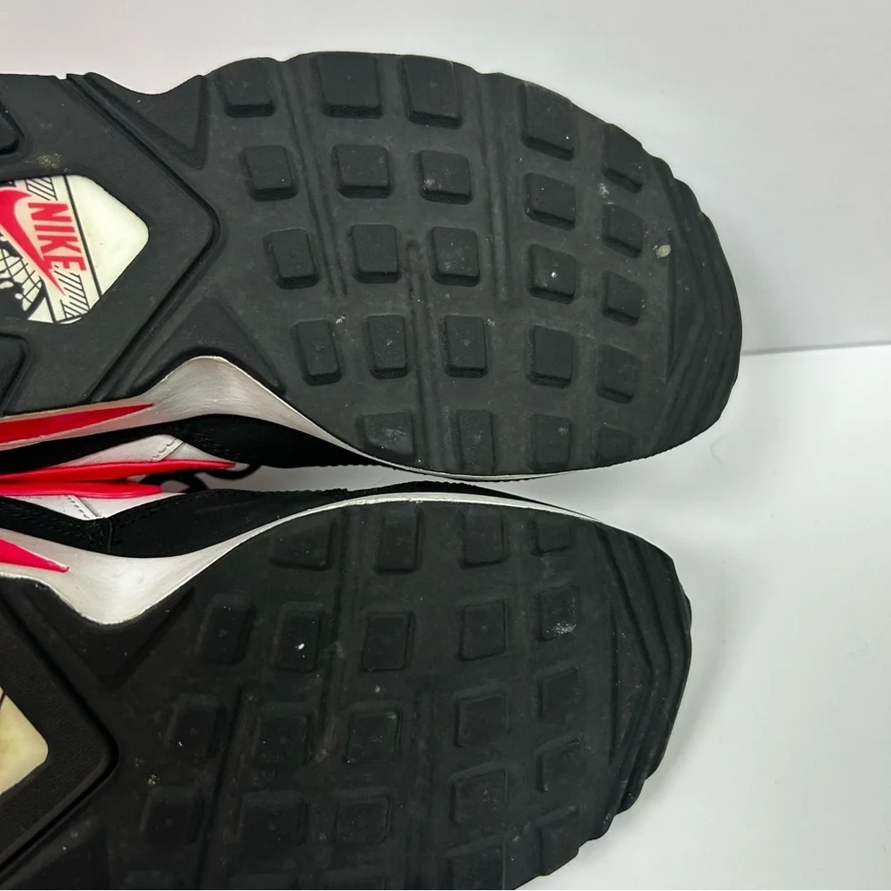 Nike Air Max ST GS Hyper pink white neon trainers size: 6Y (kids) - Picture 10 of 10